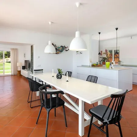 Atlantico In By Interhome * קארבואירו